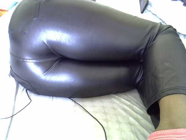 Queenlacey live cam on BongaCams