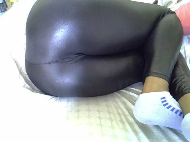 Queenlacey live cam on BongaCams