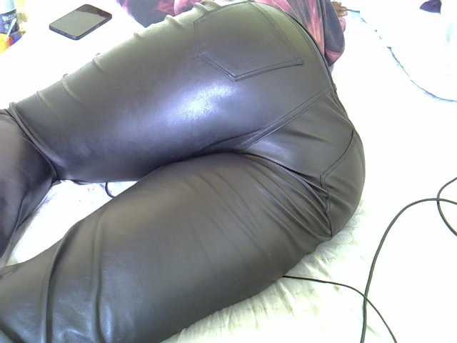 Queenlacey live cam on BongaCams