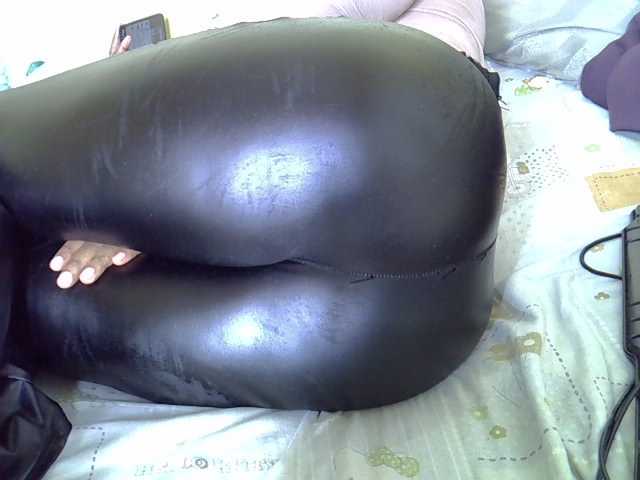 Queenlacey live cam on BongaCams