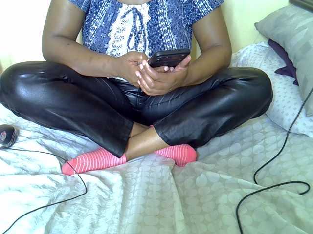 Queenlacey live cam on BongaCams