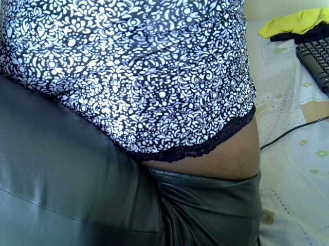 Queenlacey live cam on BongaCams