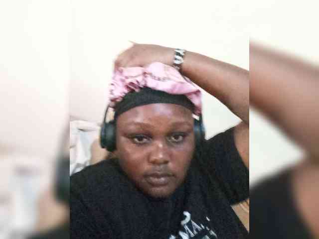 Queenlacey webcam