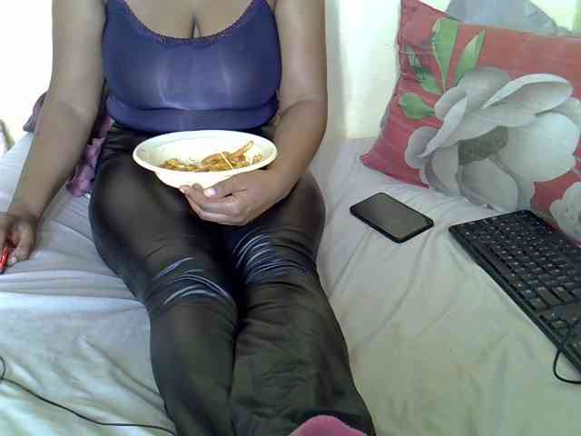 Queenlacey webcam