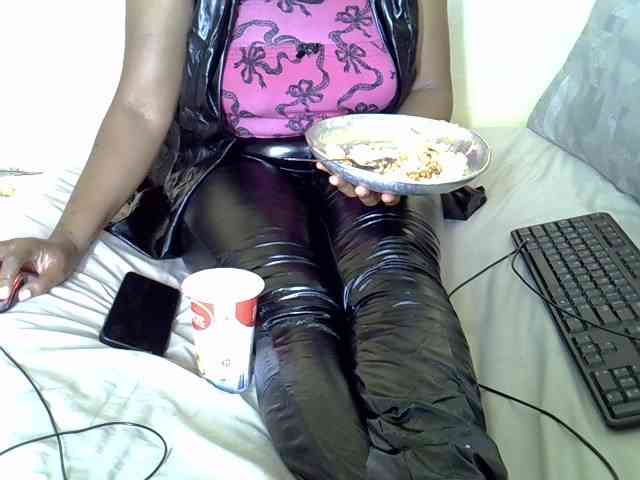 Queenlacey webcam