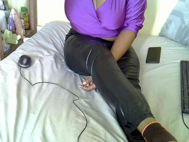 Queenlacey webcam