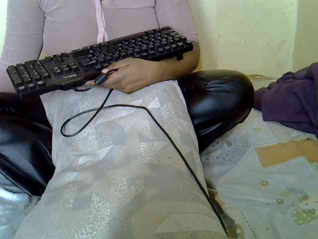 Queenlacey webcam
