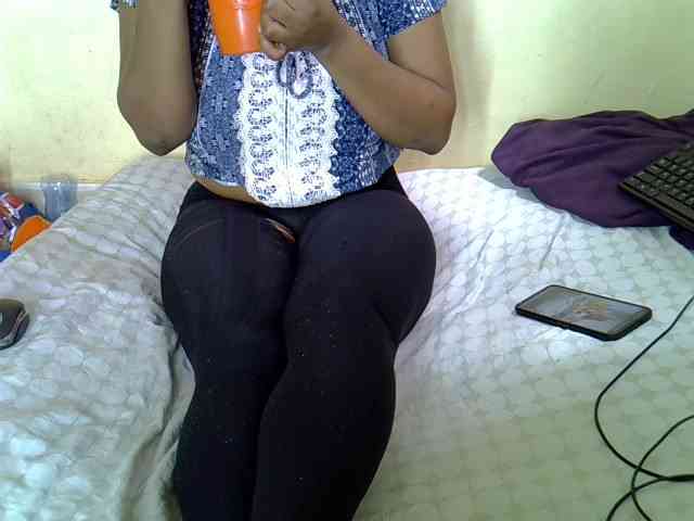 Queenlacey webcam