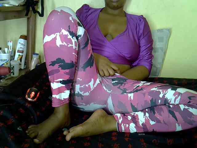 Queenlacey webcam