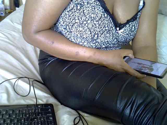 Queenlacey webcam
