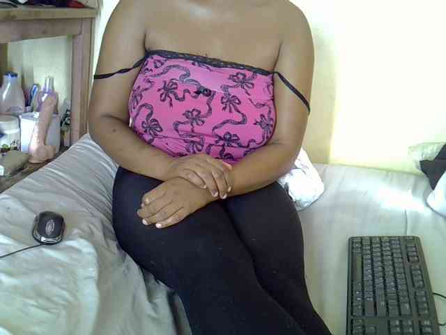 Modelo: Queenlacey