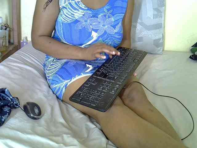 Queenlacey webcam