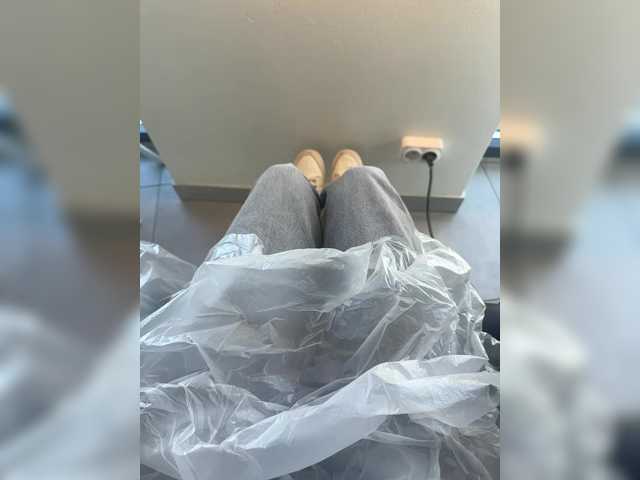 BabyDarii live cam on BongaCams