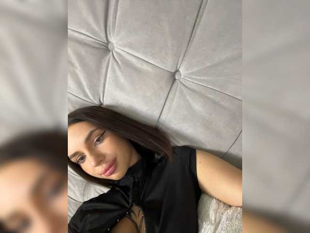 BabyDarii live cam on BongaCams