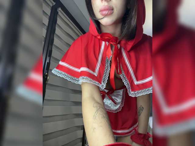 BabyDarii live cam on BongaCams