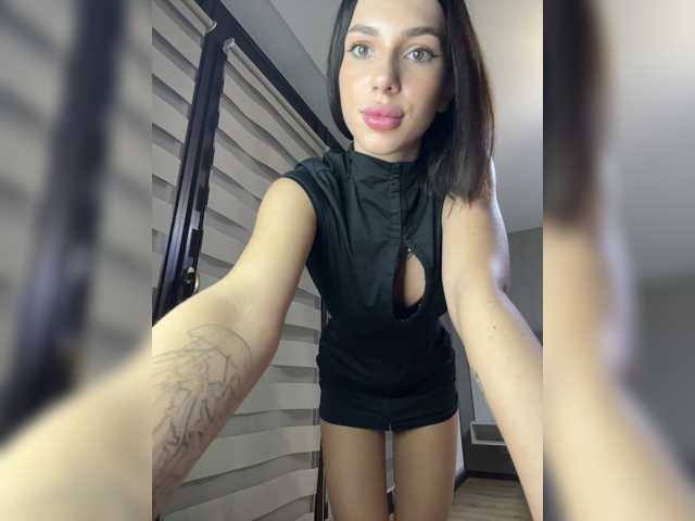 BabyDarii live cam preview