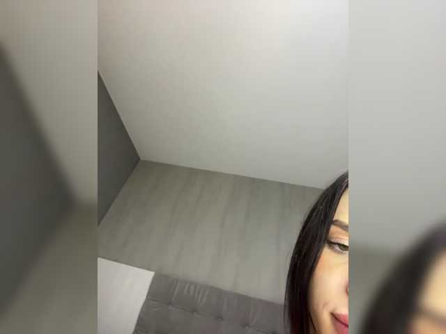 BabyDarii, live now on BongaCams
