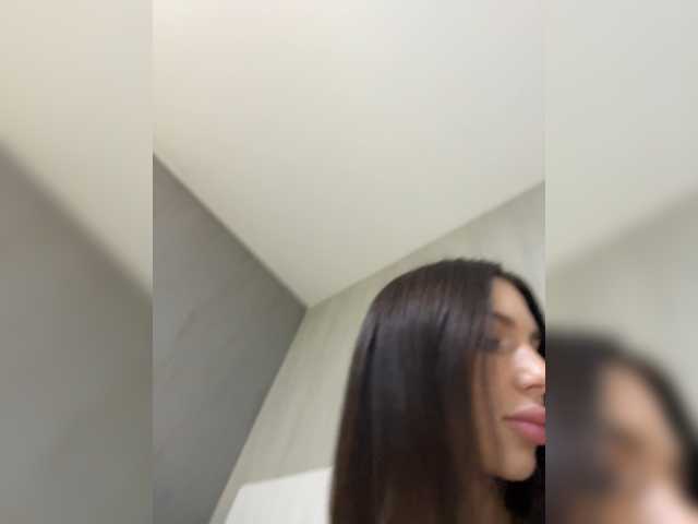 BabyDarii live cam on BongaCams