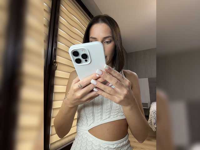 BabyDarii live cam on BongaCams