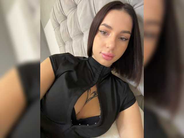 BabyDarii live cam on BongaCams