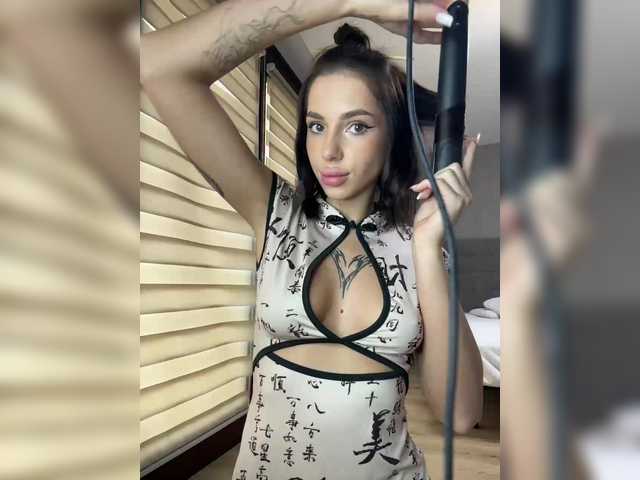 BabyDarii live cam on BongaCams