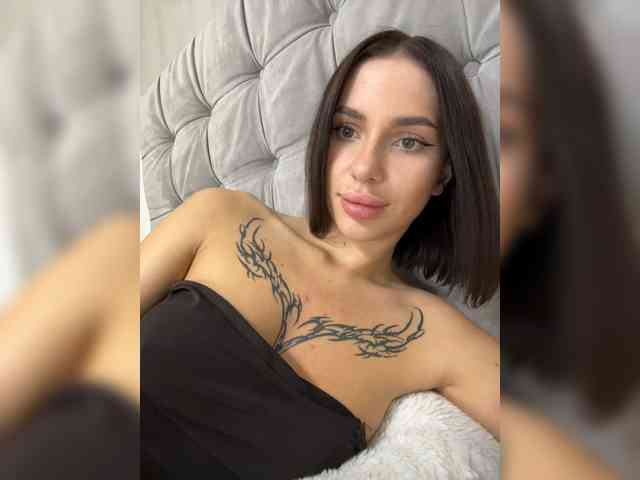 BabyDarii webcam