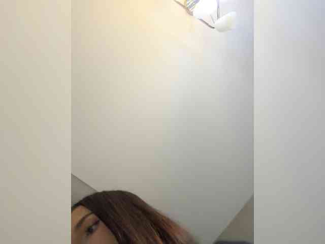 BabyDarii webcam