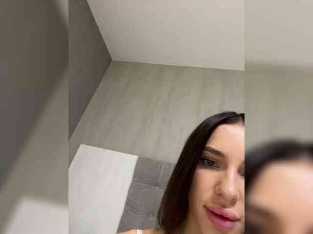 BabyDarii webcam