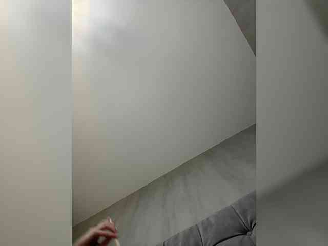 BabyDarii webcam