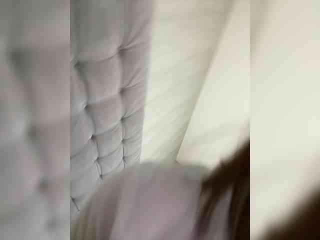 BabyDarii webcam