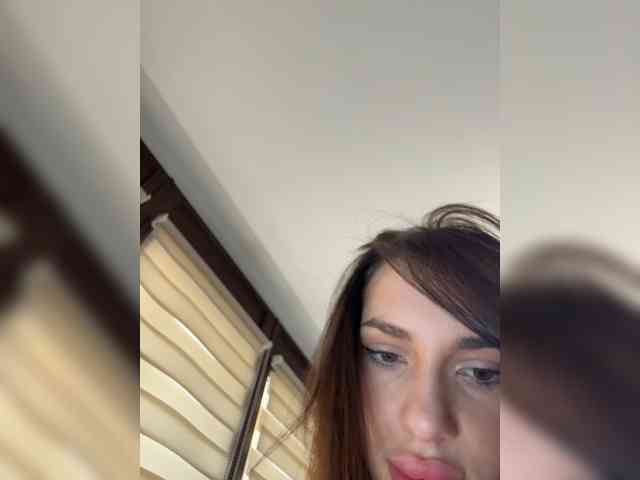 BabyDarii webcam