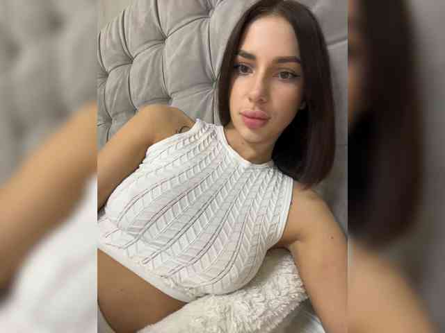 BabyDarii Sex Cam Show