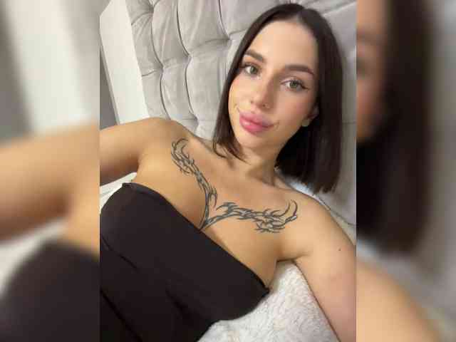 BabyDarii webcam