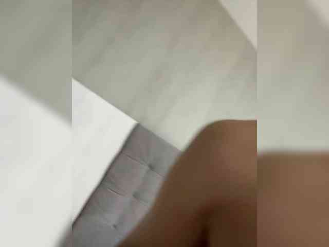BabyDarii Sex Cam Show