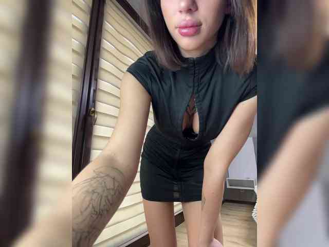 BabyDarii Sex Cam Show