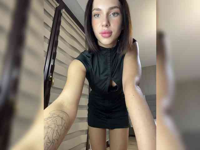 BabyDarii webcam
