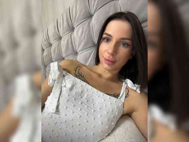 BabyDarii webcam