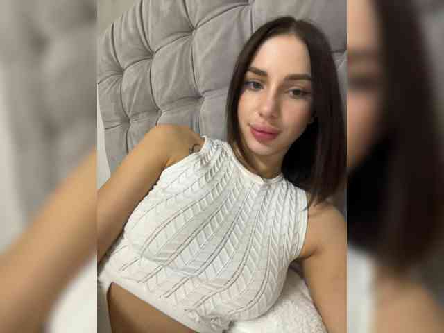 BabyDarii Sex Cam Show