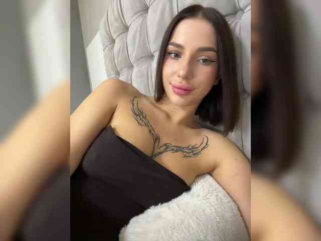 BabyDarii webcam