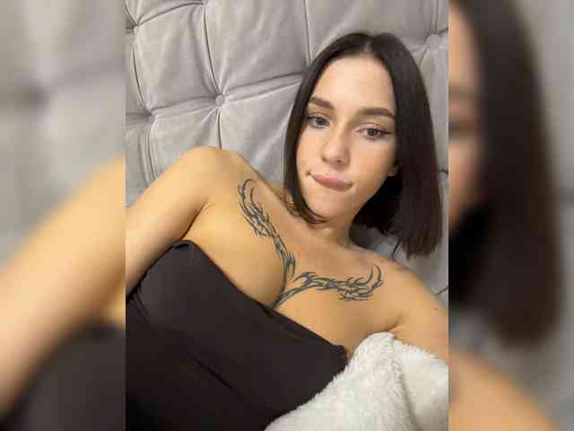BabyDarii webcam