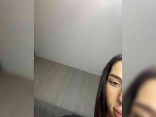 BabyDarii webcam