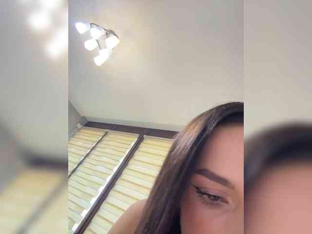 BabyDarii webcam
