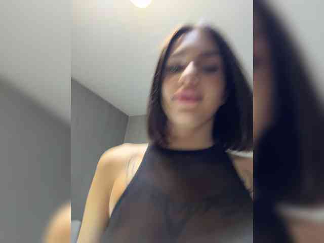 BabyDarii webcam