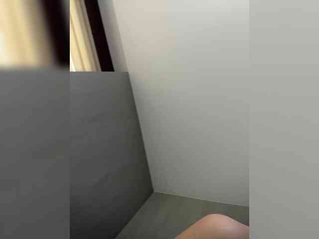 BabyDarii webcam