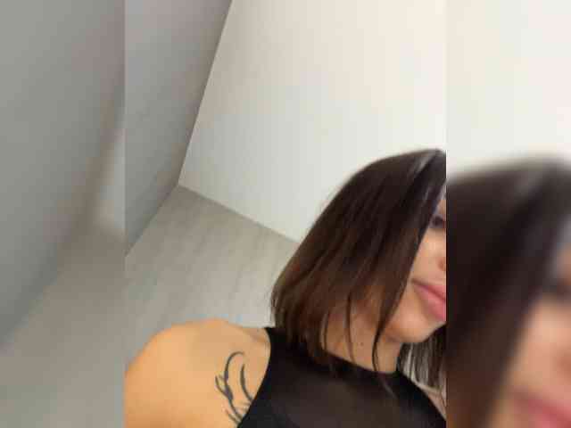 BabyDarii Sex Cam Show