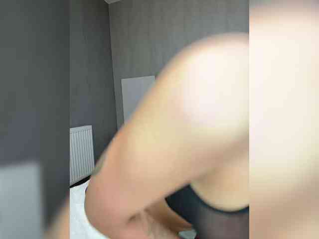 BabyDarii webcam