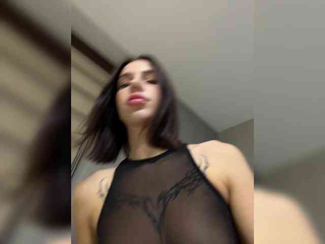 BabyDarii webcam