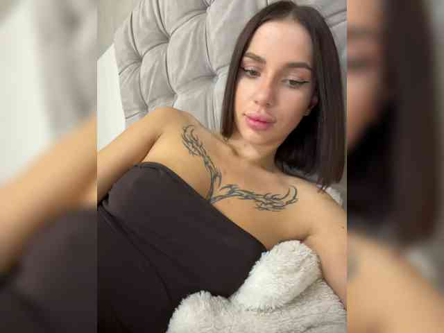 BabyDarii webcam
