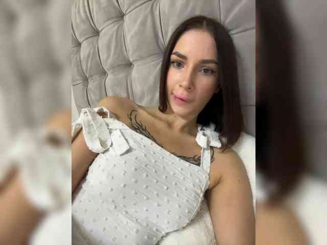 BabyDarii webcam