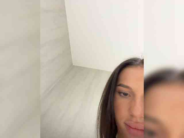 BabyDarii webcam